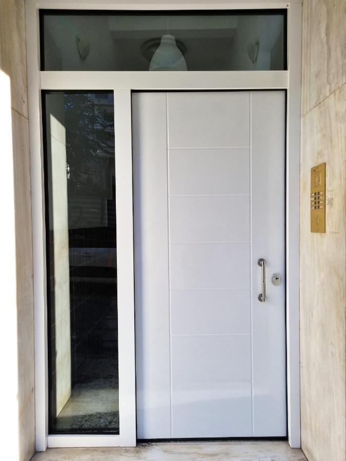 Wow Penthouse Boutique In The Heart Of Historical Center Apartment Athena Bagian luar foto
